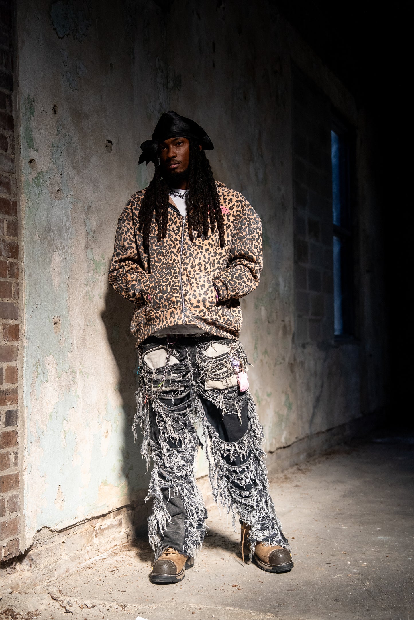 WNDR LEOPARD PRINT ZIP-UP